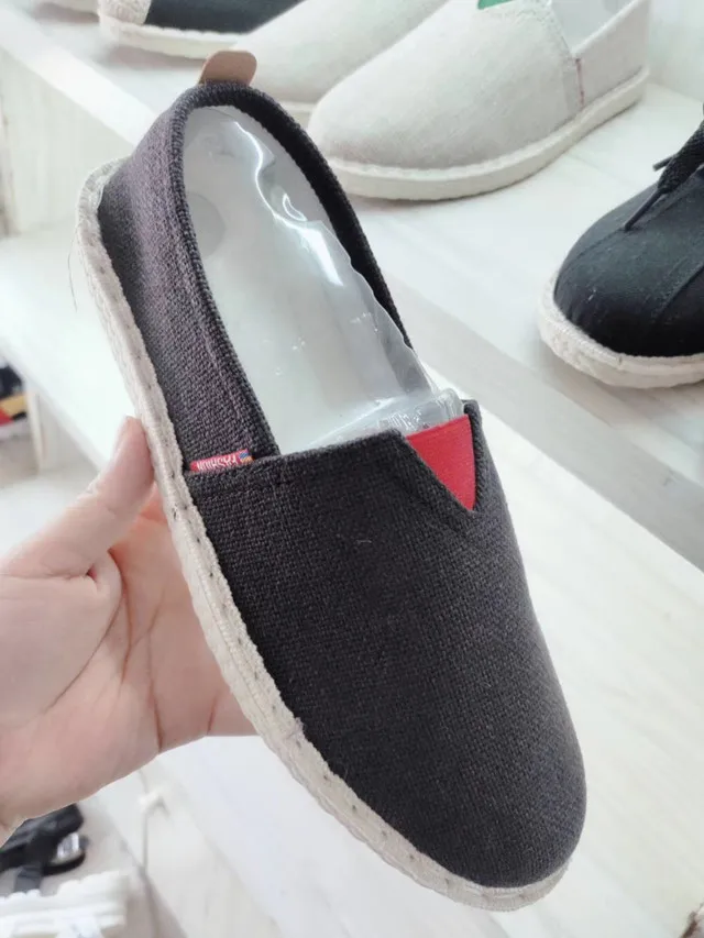 
Cheap wholesale price liquidation shoes men flat shoes fashion men shoes 