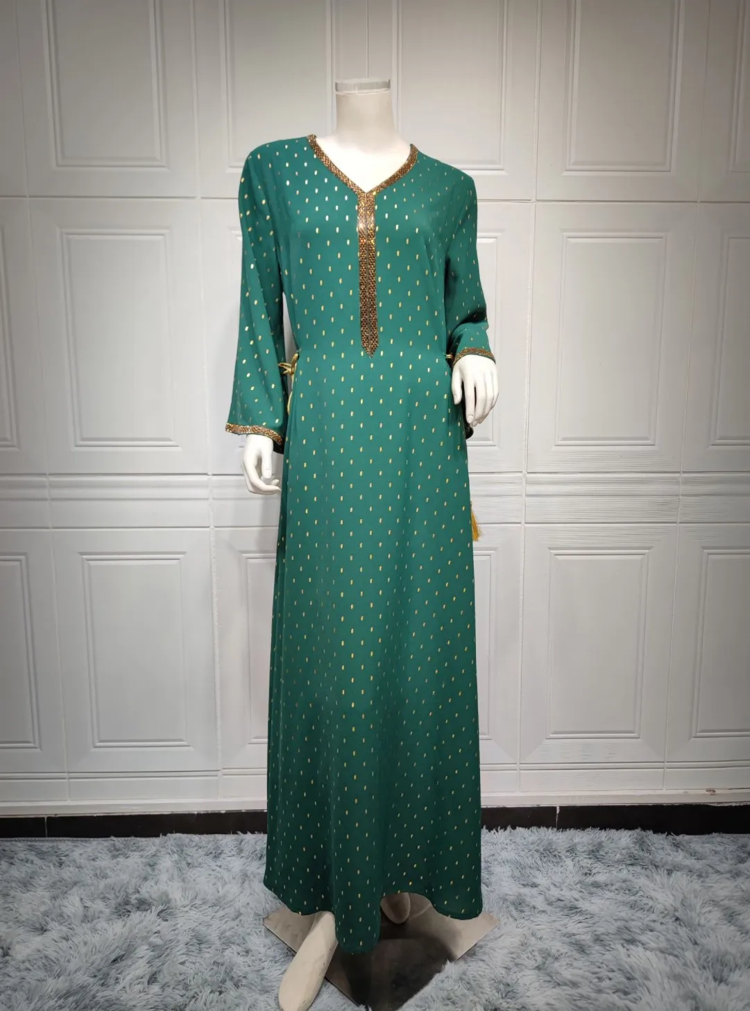 Fall 2022 women clothes lady maxi gown white green red Arabic gold blocking diamonds fancy dubai abaya Muslim women dress