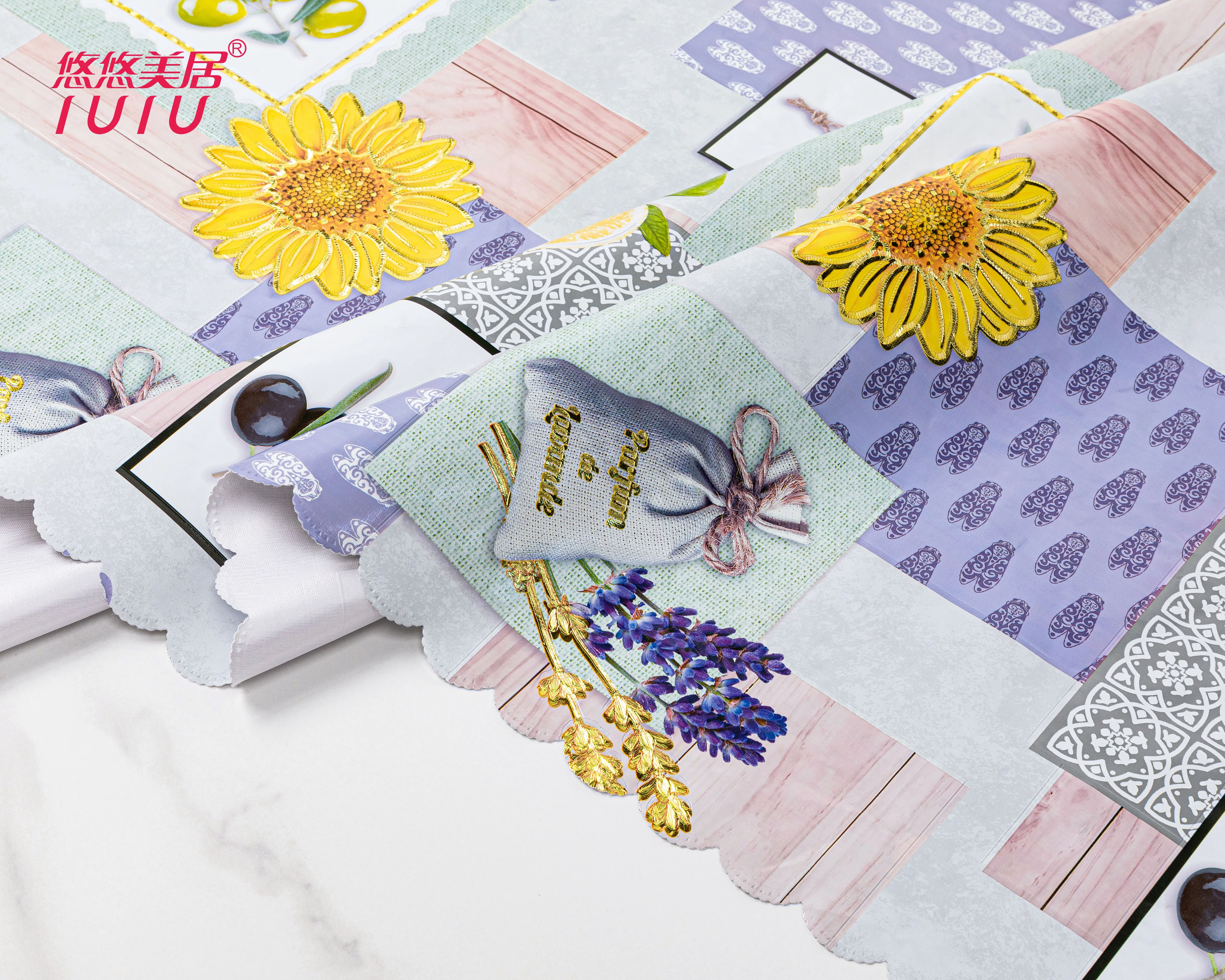 IUIU L-Metallic Embossing Home Dinning White PVC Tablecloth