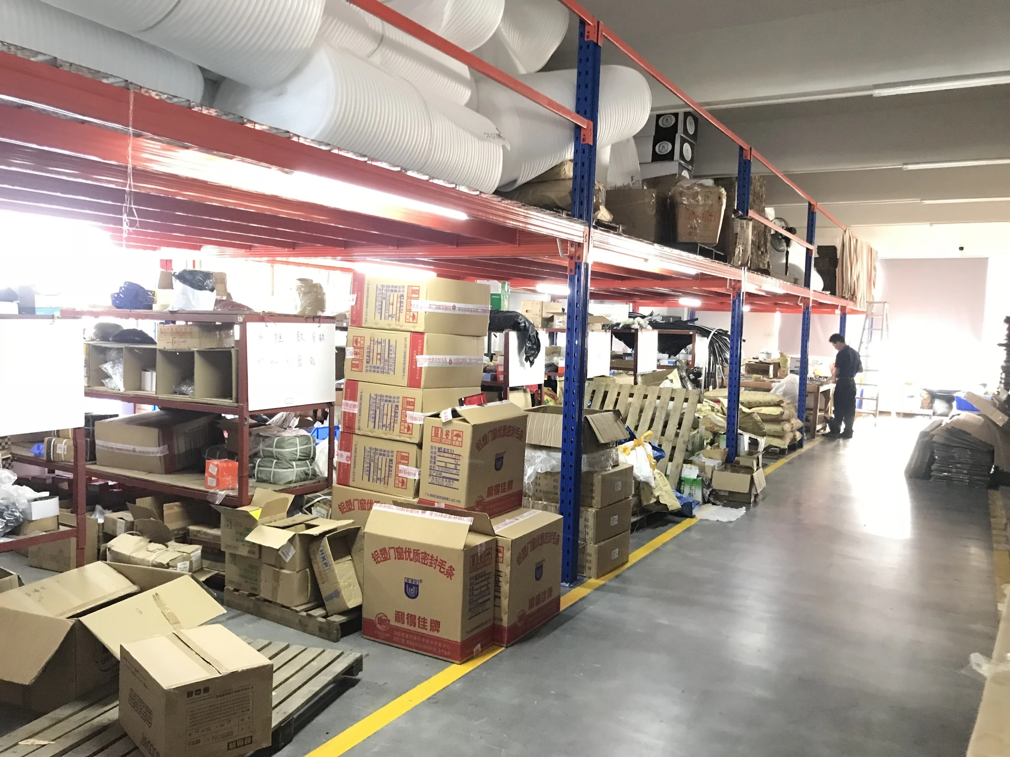 Easy install electric retractable pickup tonneau cover truck bed roller lid tonneau cover for  DODGE RAM BOX