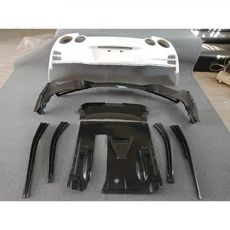 TS Style Half Carbon Fiber Car Rear Bumper With Rear Diffuser For Nissan GTR R35