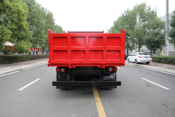 Новый самосвал 4*2 для специального транспорта доступен продажи