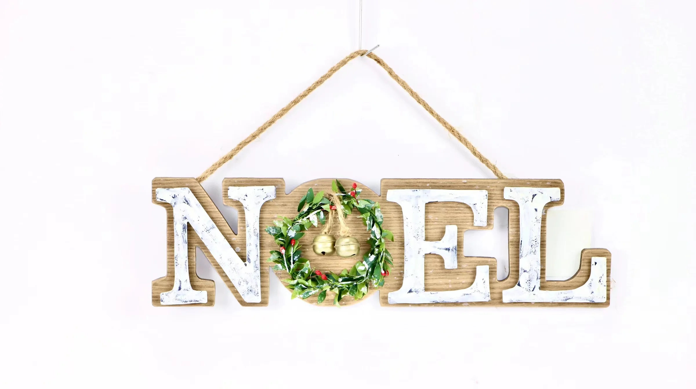 New Product Rustic Classic Wooden Metal Wall Hanging Peace Noel Signs Indoor Decorative for Home Decoration