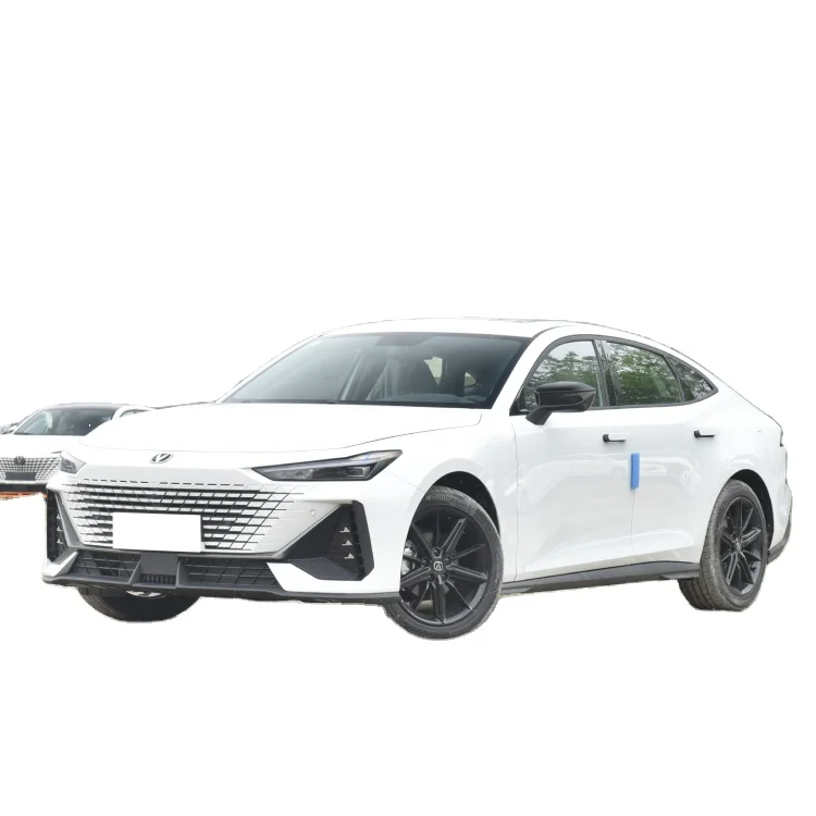 Заводская цена Changan UNI-V 2024 новый седан бензиновый автомобиль прямой оптовик из Китая в наличии