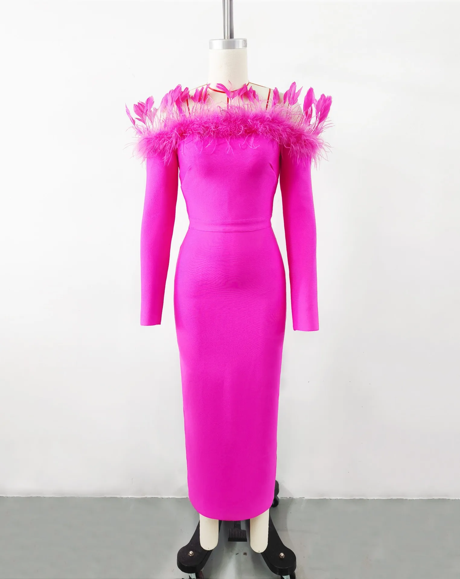 Liu Ming High End 2024 Women Elegant Sexy Feathers Long Sleeve Bodycon Clothes Club Party Evening Midi Dresses