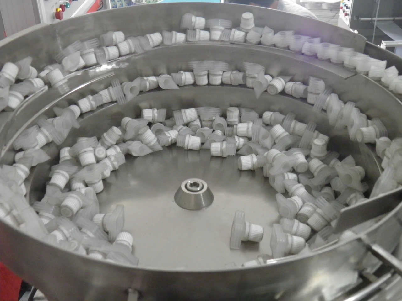 automatic horizontal stand up pouch doypack beverage liquid pouch filling sealing packing machine spout pouch filling machine