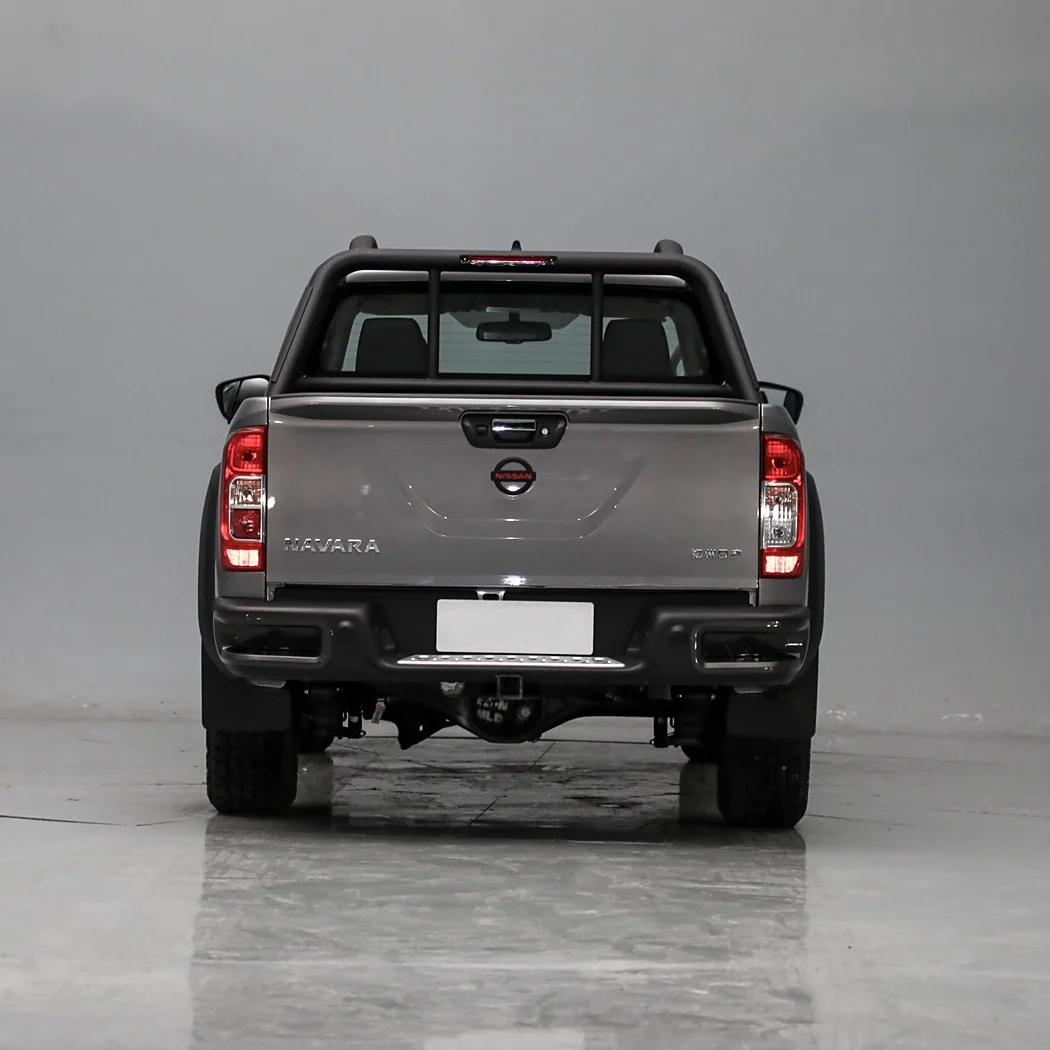 Низкая цена бензиновый ПИКАП Nissan NAVARA 4 х4 грузовик пикап 6 МТ 7AT 4wd дешевое топливо подержанные автомобили из Китая