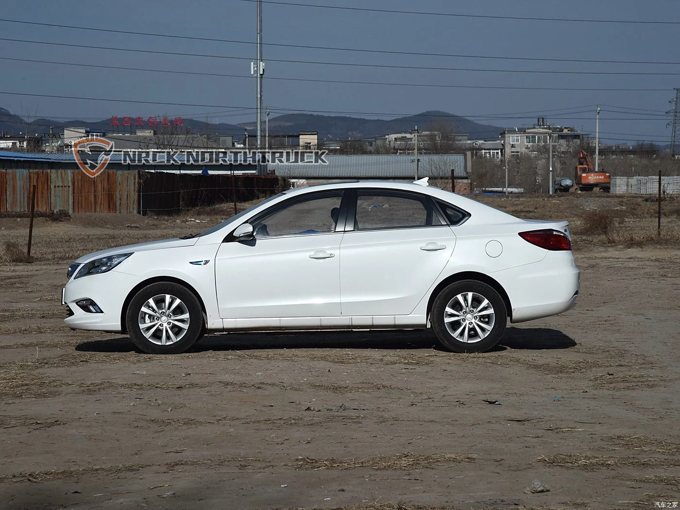 Дешевая цена Автомобильный Электрический четырехколесный автомобиль Changan Eado Ev460