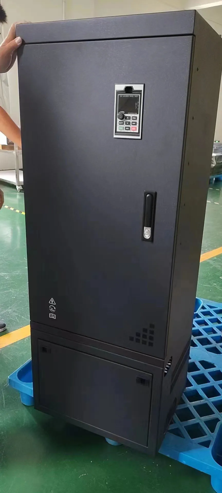 18 month Warranty 0.75KW~450KW 380V 440V 460V Frequency Inverter AC Motor Drive for Oil and gas industry