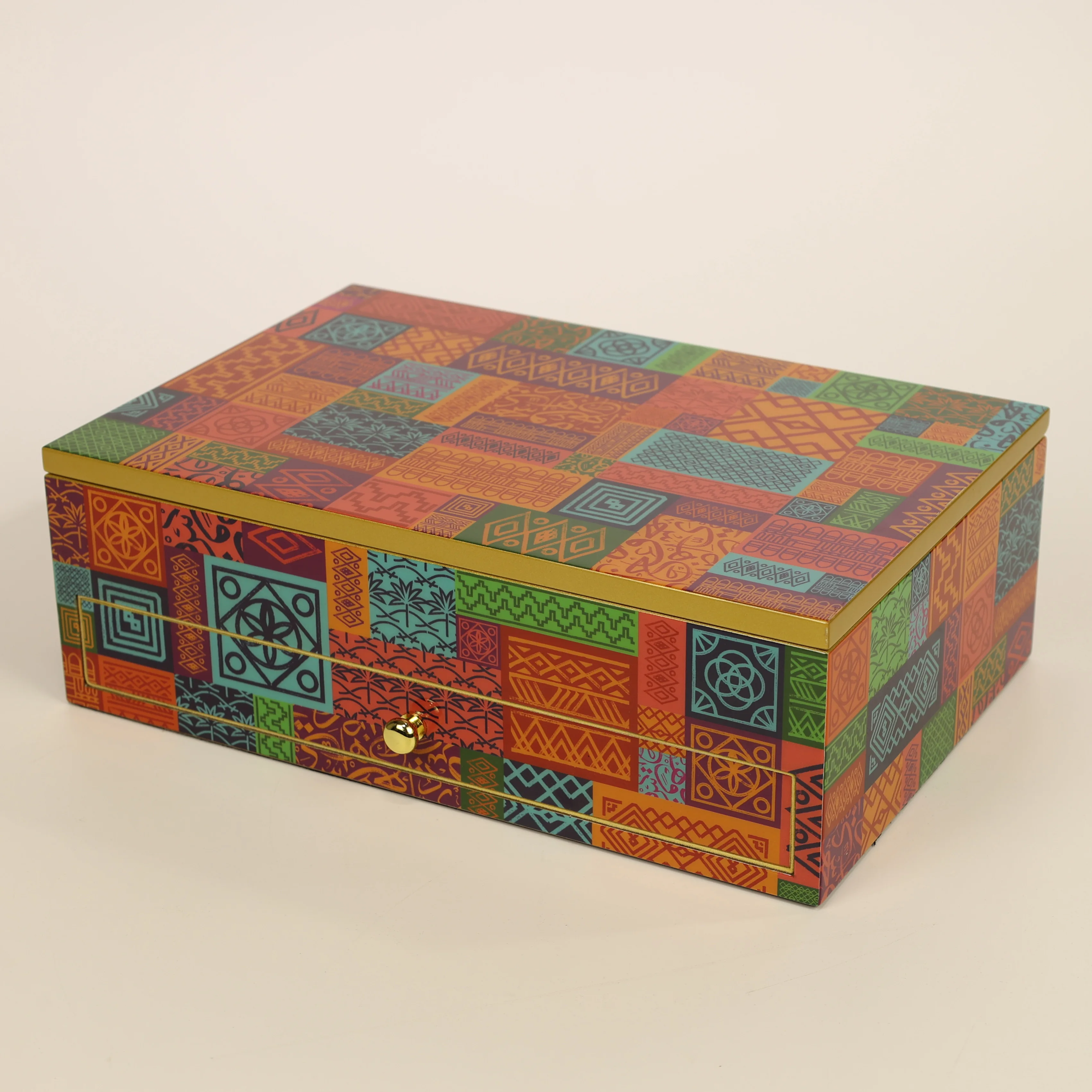 Luxury Food Chocolate Boxes Mdf Wood Ramadan Chocolate Box Custom Saffron Luxury Wooden Gift Box