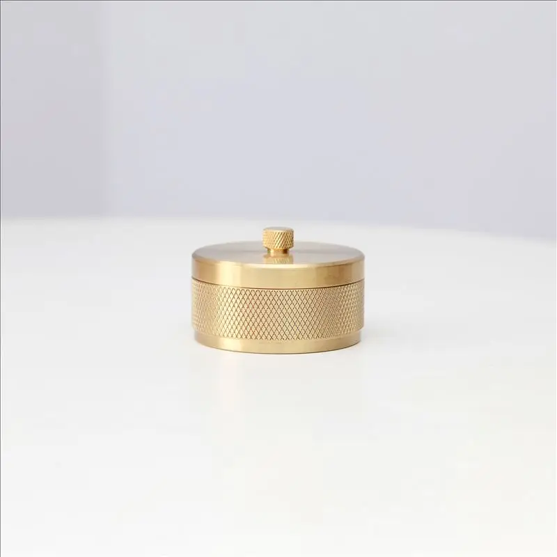 Maxery Brass Ashtray Metal Outdoor or Indoor Used Gold Brass Ash tray Cigar Ashtray
