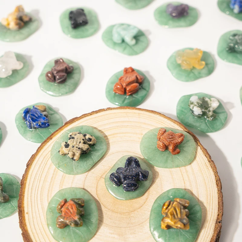 Wholesale natural gemstone carvings mixed stones carving crystal frog with lotus