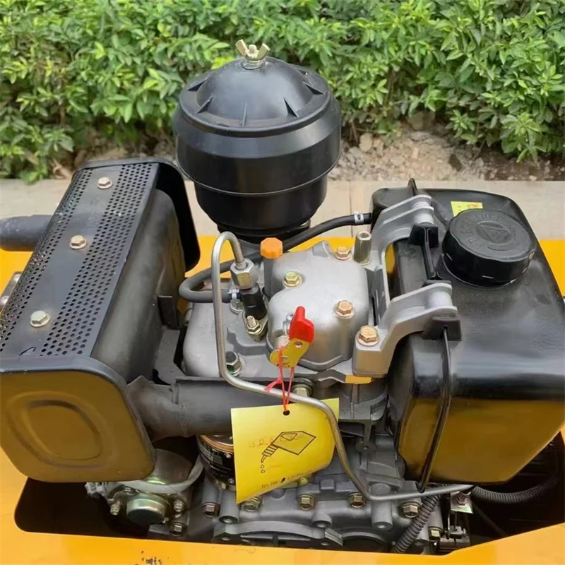 Shantui Crawler Bulldozer Powerful Engine SHANTUI 005cs Crawler Bulldozer With Winch Attachment For Sale