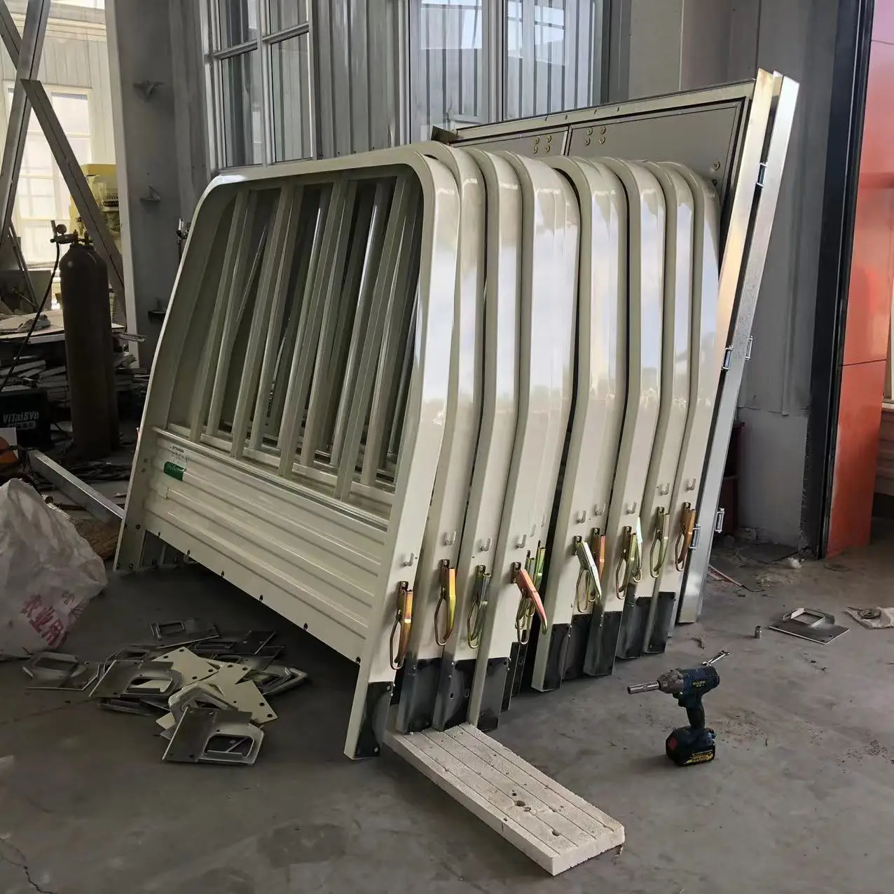 Produce Cargo truck body rear and two side open door truck box drop side truck body parts