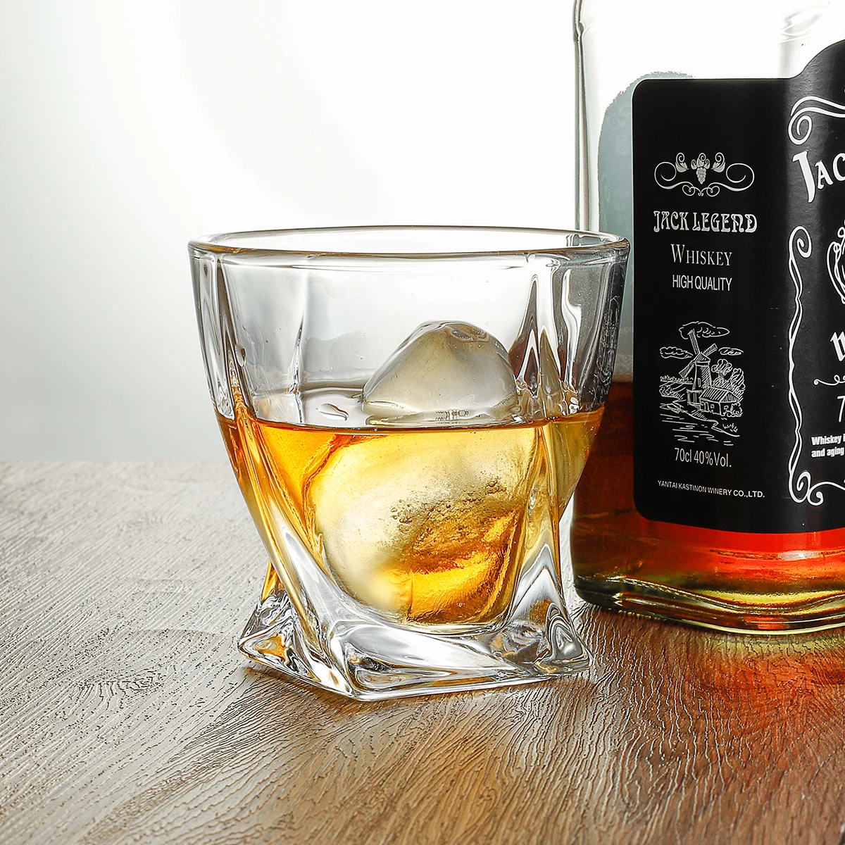 Набор с графином для виски в подарочной коробке 310 мл 10 5 унций