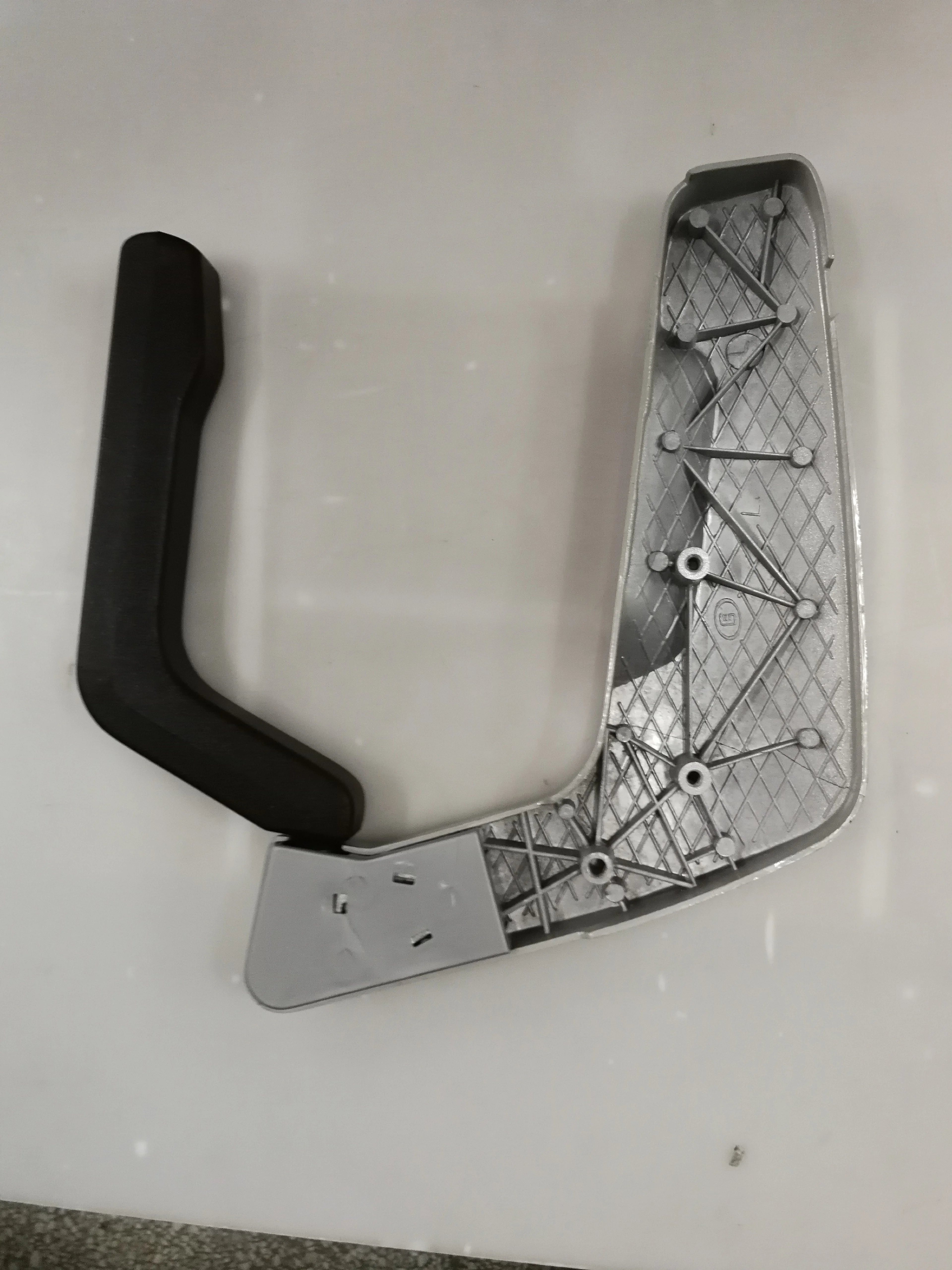 BUS SEAT HANDLE   HC-B-16087