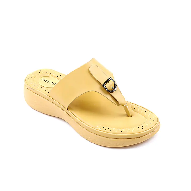 Wholesale fashion summer heel high  beach  slippers  wedges  platform sandals shoe  women flip-flops slippers 2022