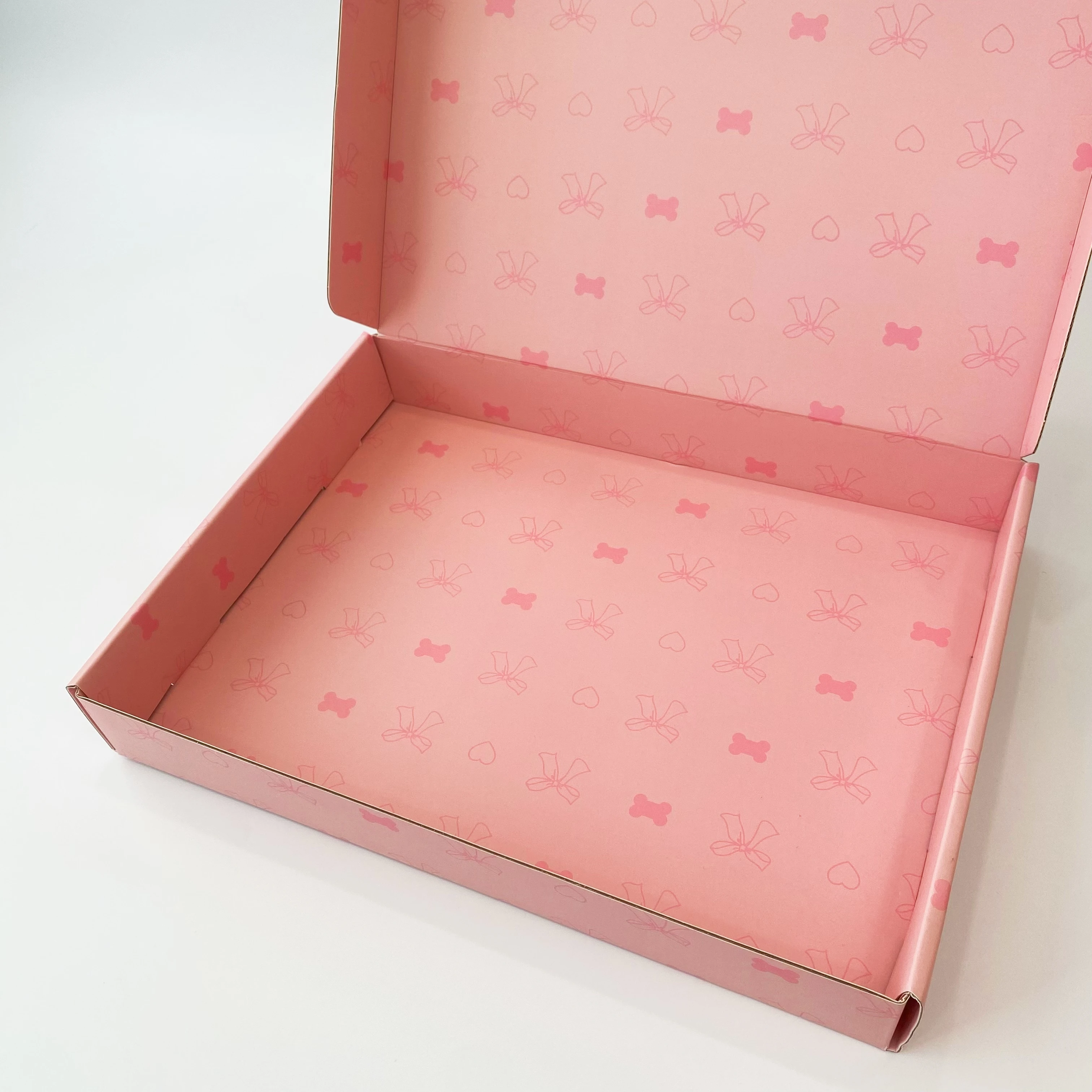 Custom Logo Printed Corrugated Pink Cardboard Mailer Boxes Hardboard Paper Packaging for Shoes Clothes Display Gift Shopping