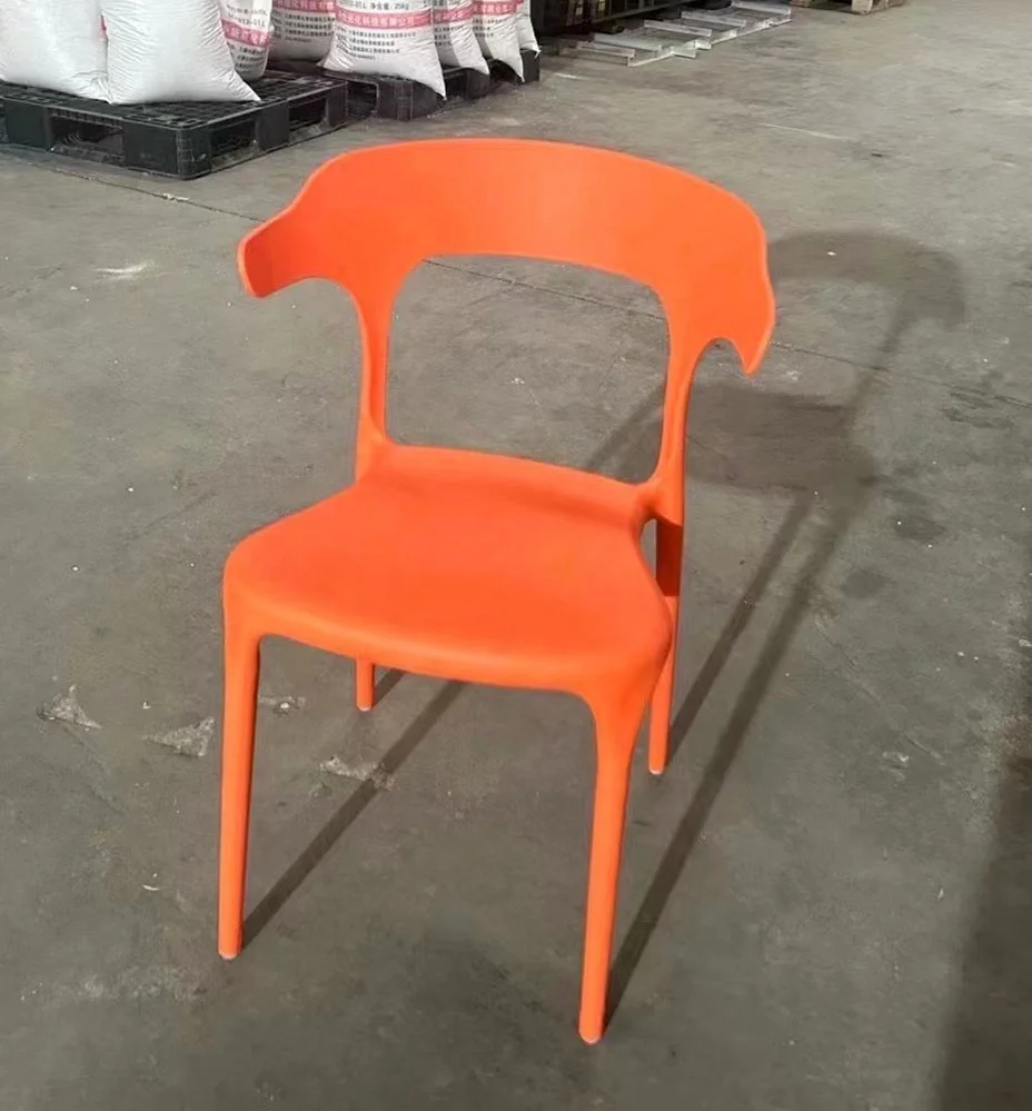 Direct factory supply affordable Hotel event wedding banquet restaurant bar dining stack plastic chairs