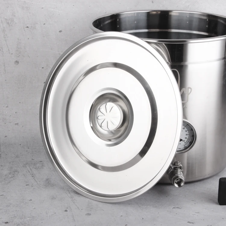 home brewing equipment beer barrel with thermometer and valve Wine making boiler