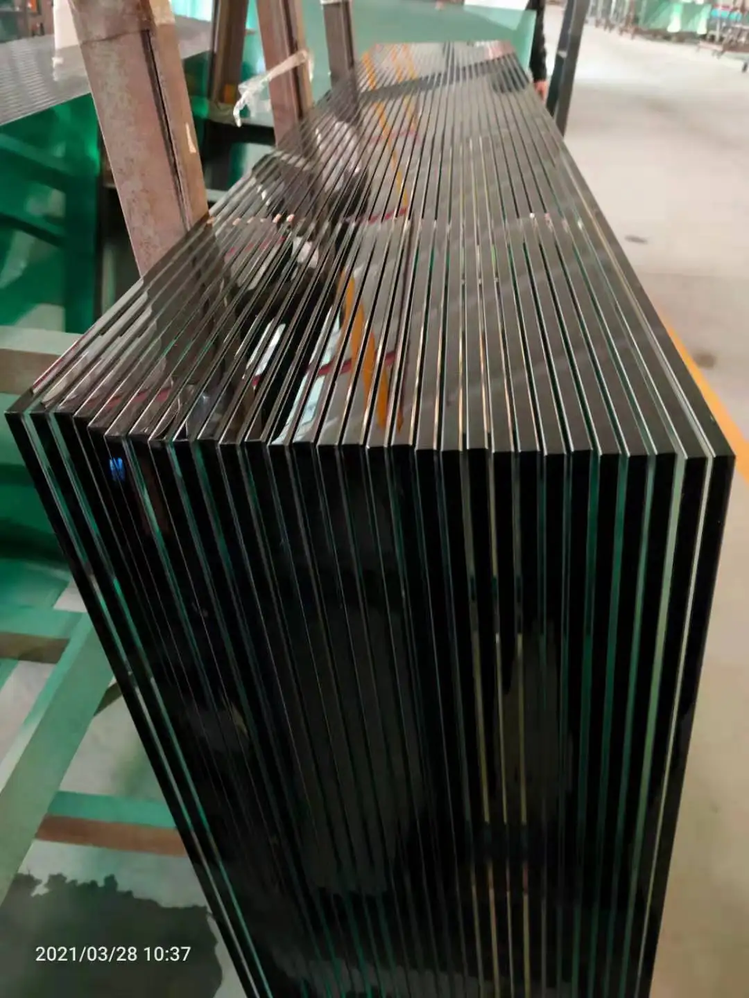 Factory Direct sale ultra thin Clear Float Glass in China for Building thickness 1.3 - 19mm