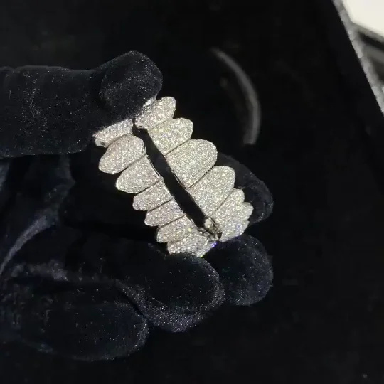  На заказ блестящие 8 верхних и нижних льд из Grillz хип-хоп Bling Moissanite алмазные