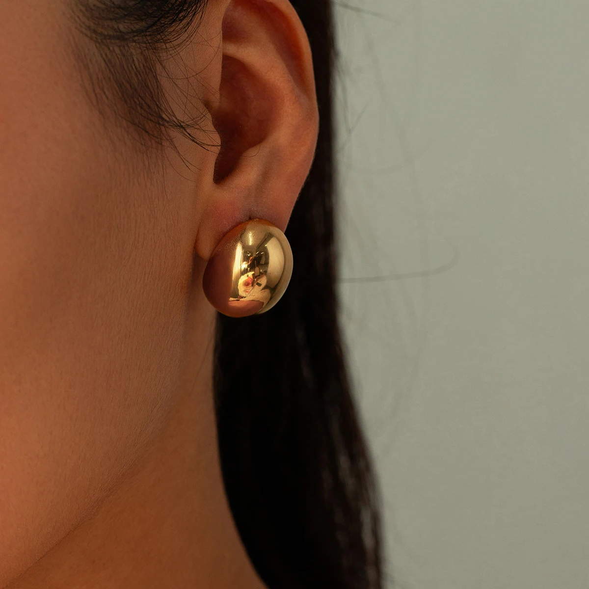 J&D New Waterproof Stainless Steel 18K Gold Plated Earrings High Polish Chunky Gold Oval Earrings Studs