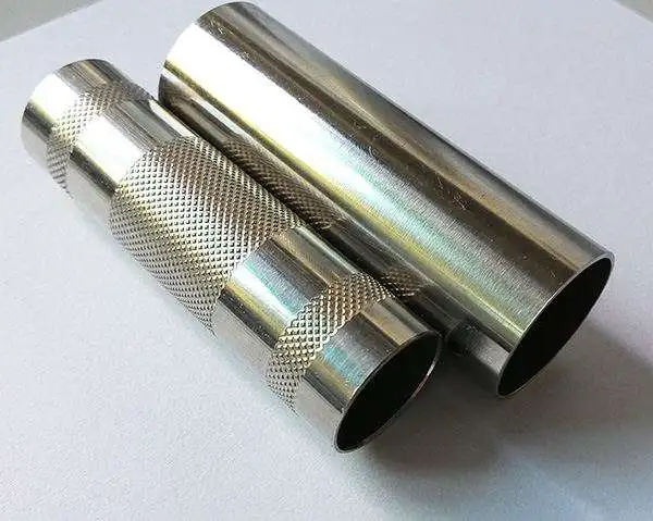 Леса Трубы резьбы прокатки трубы соска и профиля машины knurling Машина для накатки