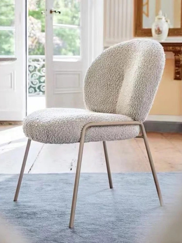 Modern restaurant dining chair comfortable lambswool fur fabric upholstered boucle leisure accent armchair cafe chair