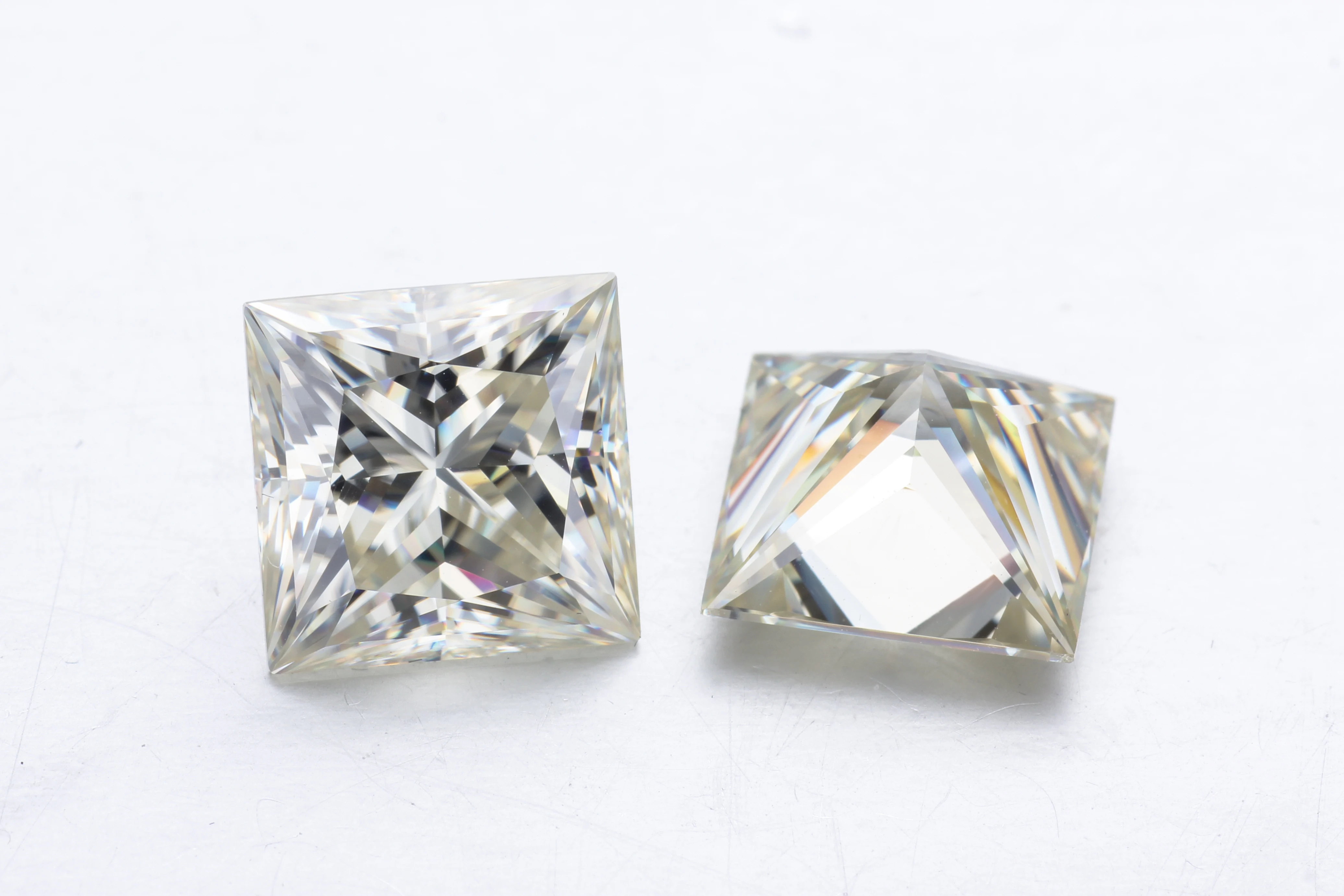 Ready to Ship Pass Diamond Tester Loose Synthetic Moissanite 3CT  DEF White VVS Princess Cut Moissanite