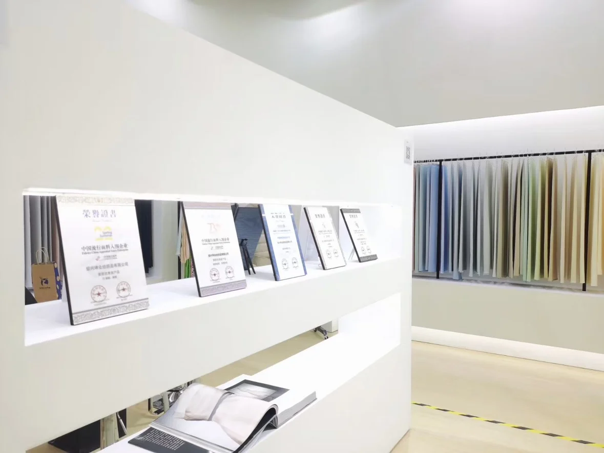 Kunye Breathable Soft 100% Pure Cotton Fabric for Spring Dress Shirt Trousers