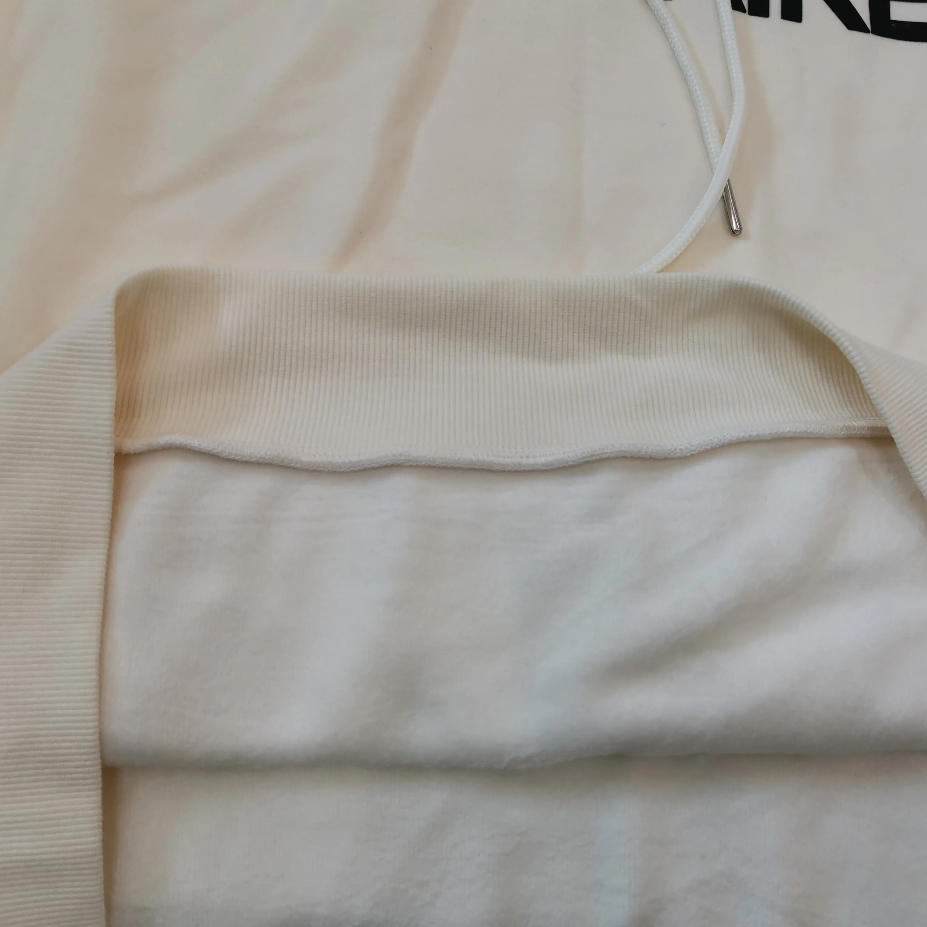 Wholesale custom letter printing hoodie  unisex custom oversized  hoodies and sweat shirts  lettere silicone satin lined hoodie