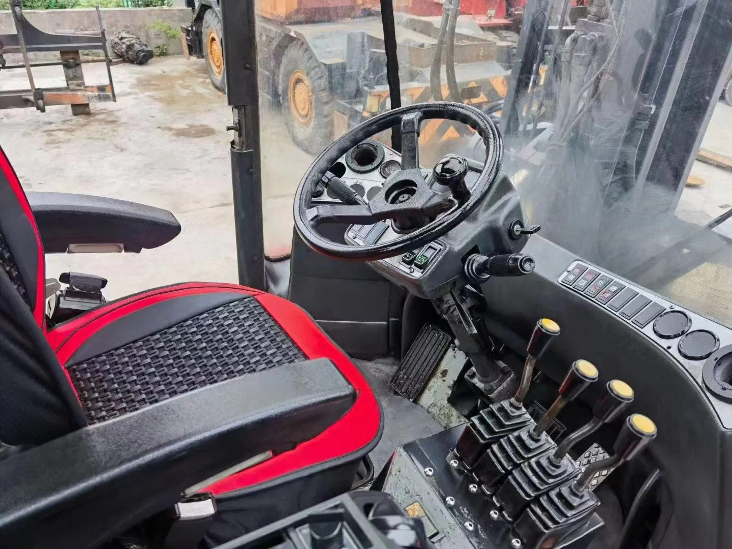 Kalmar 25 ton forklift Original imported, Volvo powertrain