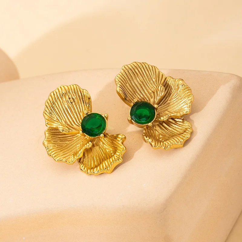 Skin Safe Vintage New Natural Emerald Green Stone Earrings Female Stainless Steel Gold Flower Earrings Factory Low Price
