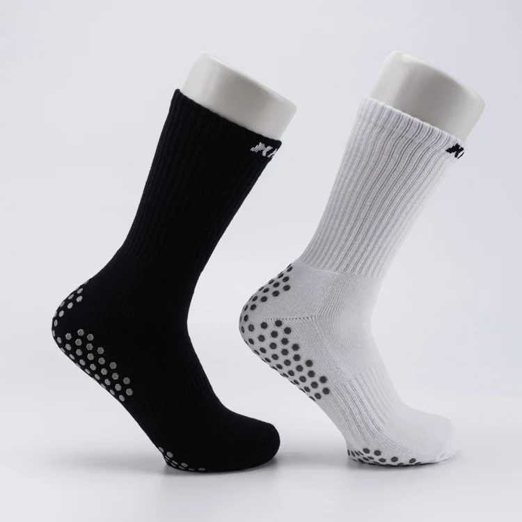 Guangdong long customized football soccer non slip grip tube socks