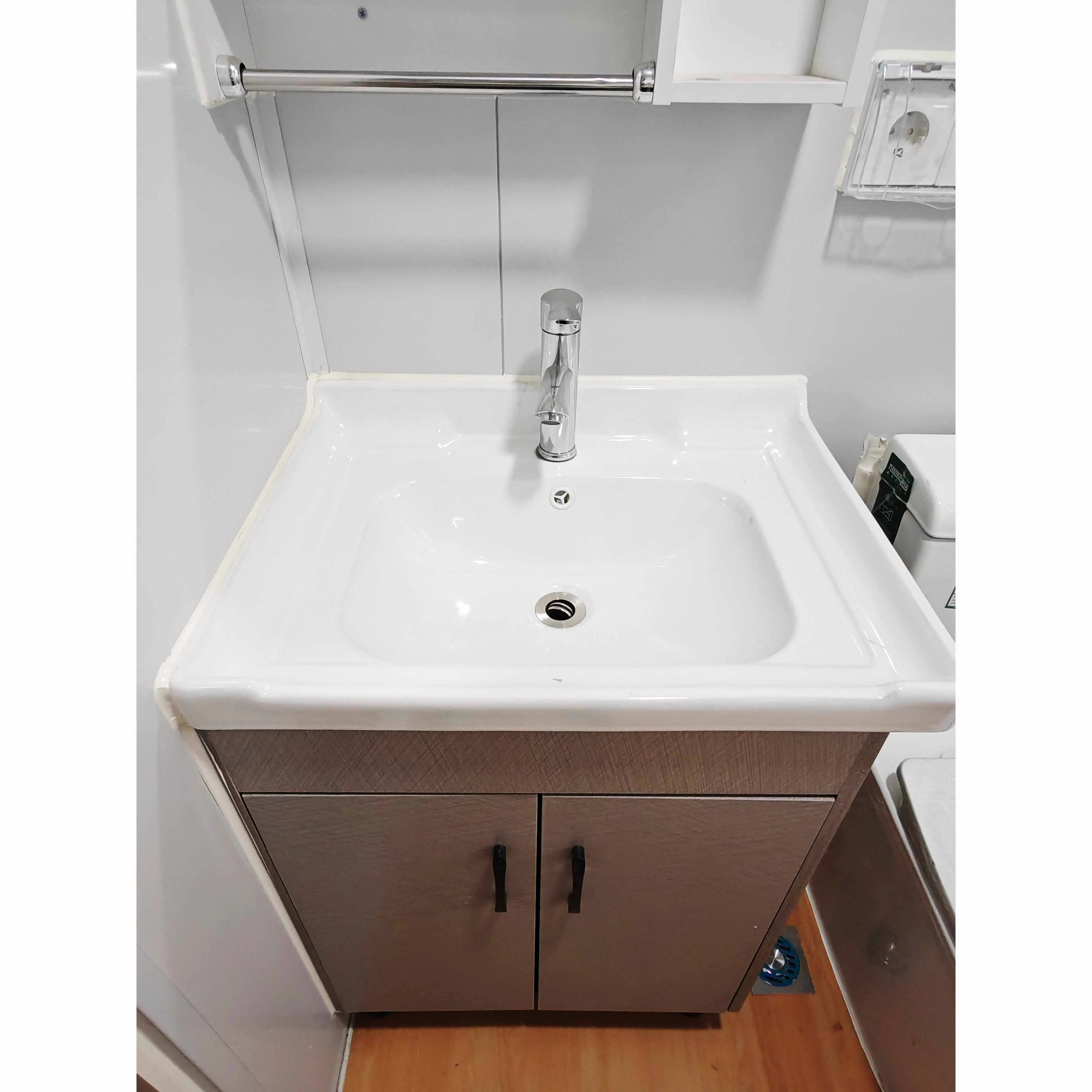 Factory Direct USA Wholesale Price Detachable Expandable Container Houses Shipping Container Material