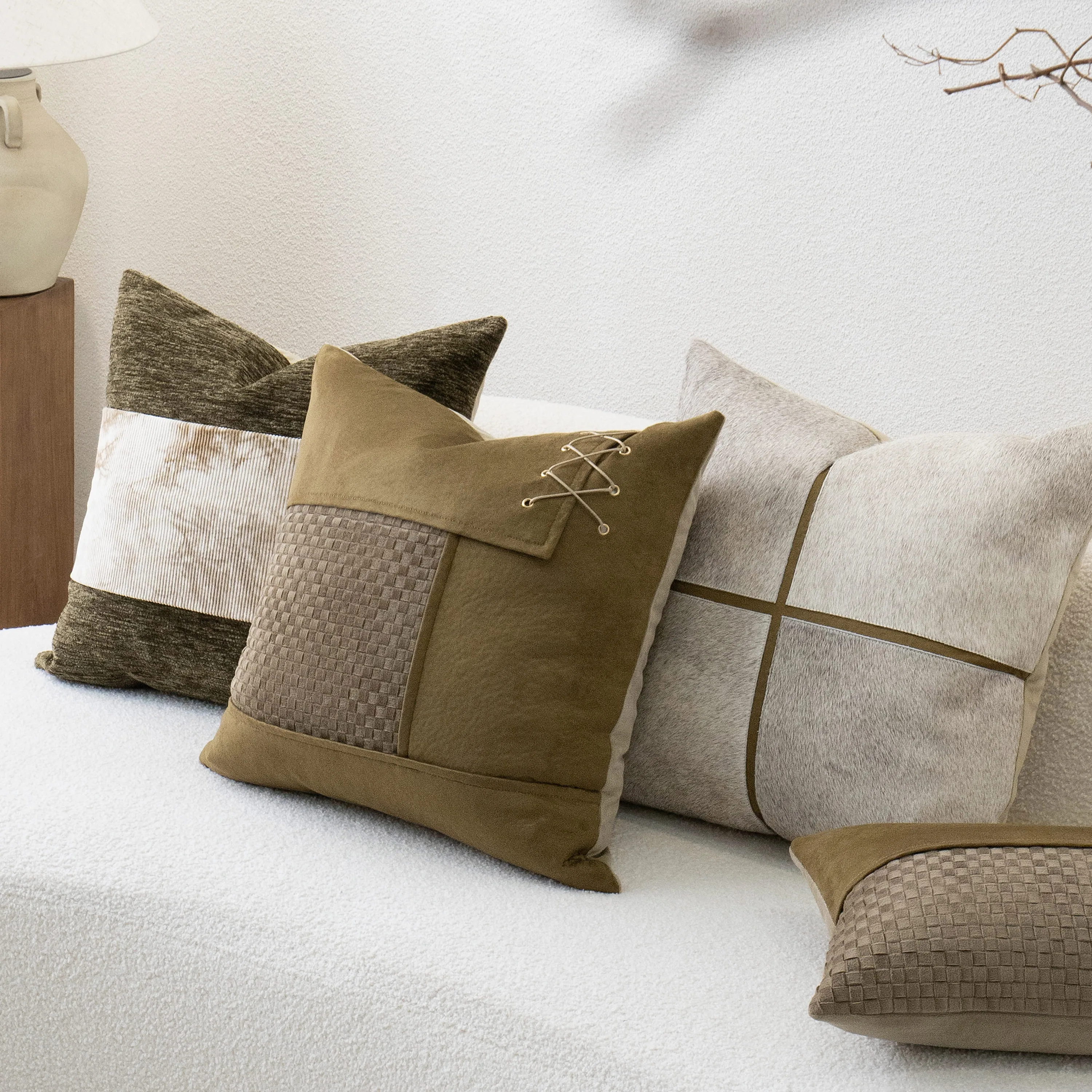Yuanhee 50cm*50cm decorative elegant luxury pillow suitable for villa hotel living room sofa pillow cushion