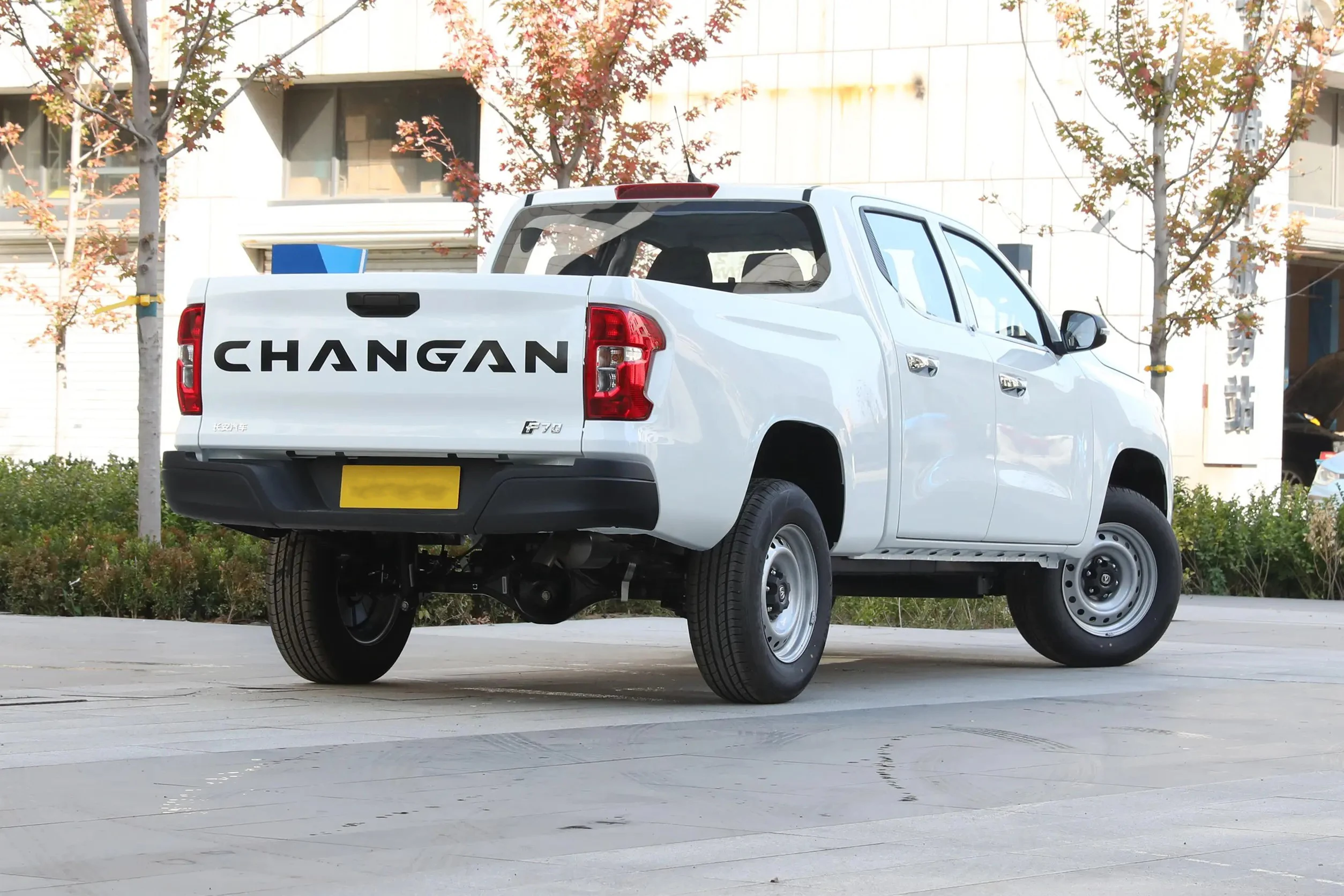 Good Performance 4 Door 5 Seat 2 Row 2.0T 390Nm Middle-size Changan Pickup High Speed 180kmh Changan F70 Gasoline Petrol Pickup