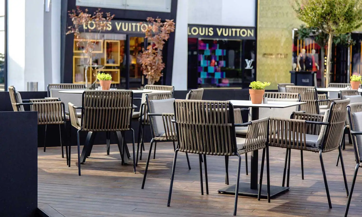 Custom Oem Outdoor Table Modern Bar Furniture Bar Table