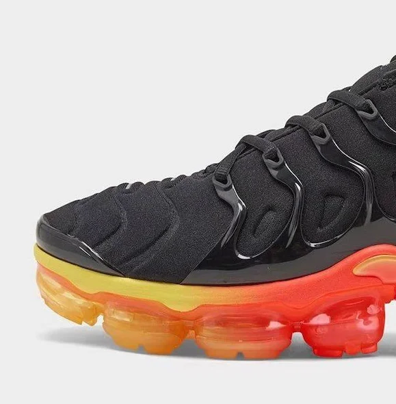 
2021 Authentic Air TN Plus Sneakers Men Women Original Running Shoes Novelty Outdoor Air Cushion VM Metallic 