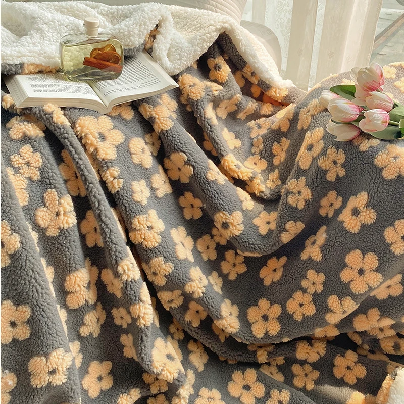 Super Soft Dyed Polar Flannel Fleece Modern Solid Color Double Ply Fleece Blanket For Adult