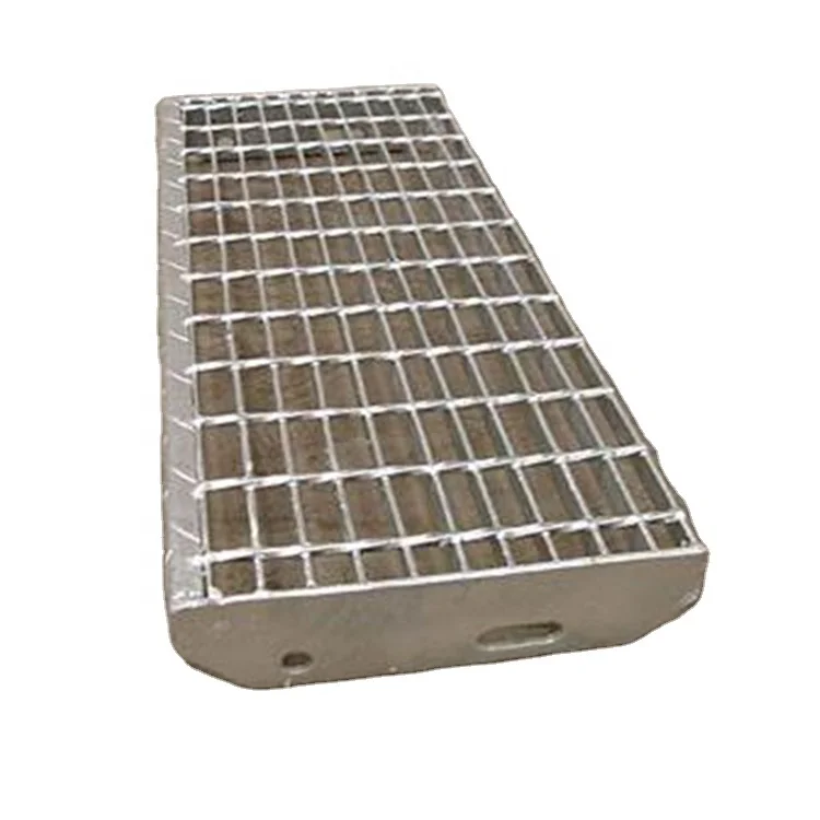 Galvanized steel stair tread grating