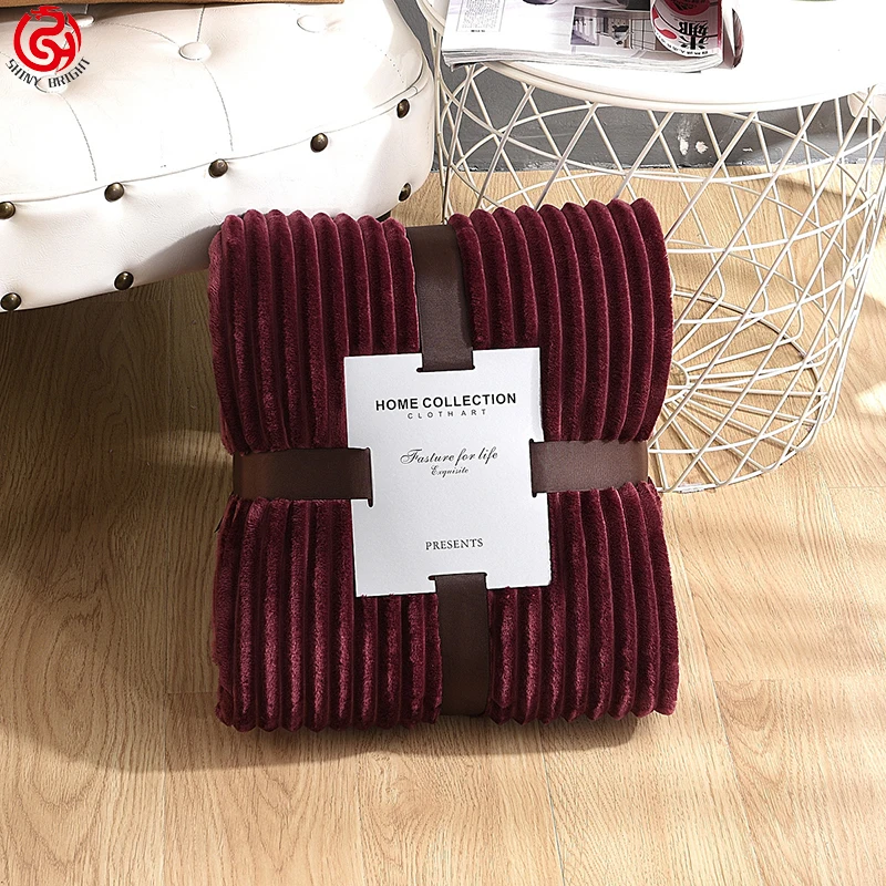 Super Soft Dyed Polar Flannel Fleece Modern Solid Color Design Polyester Striped Throw Blanket Plush Sofa Blanket