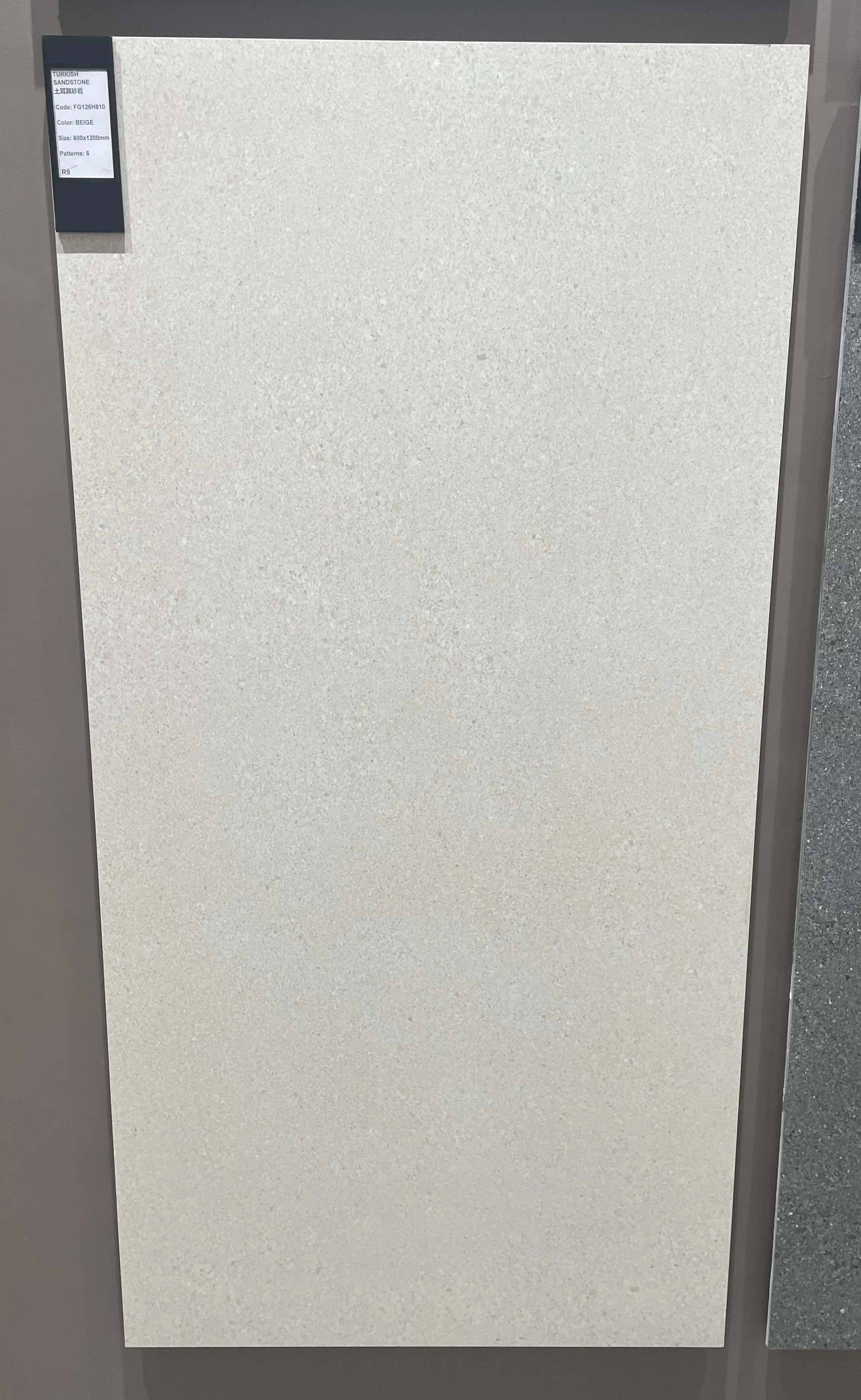 Популярная кремово-цветная матовая керамическая напольная плитка Кувейта 600x1200 мм