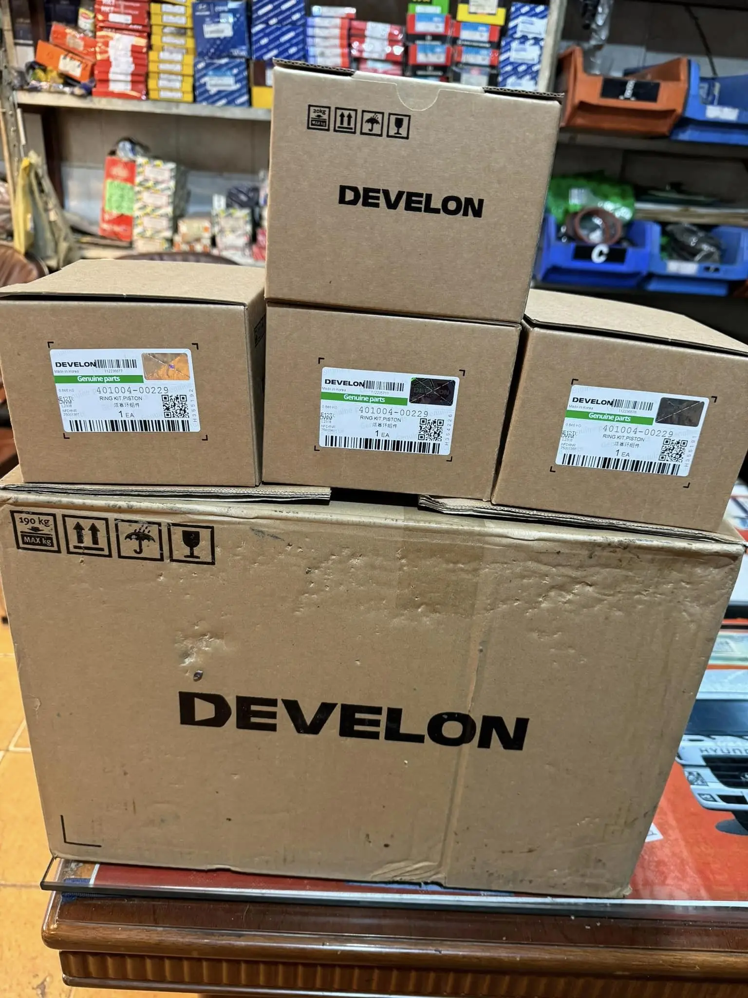 Doosan P126TI Generator Piston 401004-00229 De12tis De12 D2366 DX300LC Develon Bo Bcat Doosan Hyundai Piston Ring Kit Excavator
