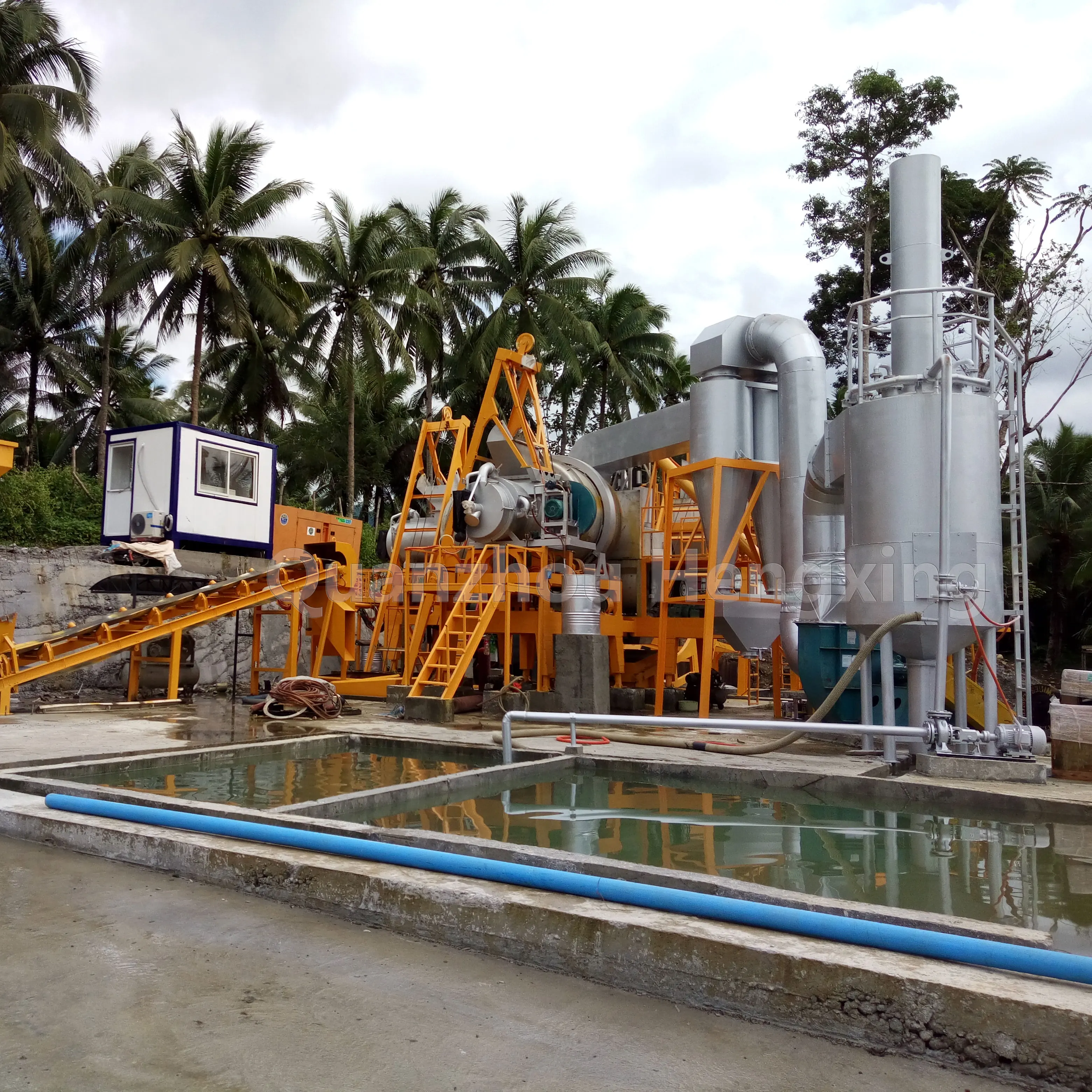 QLB small asphalt concrete mixing plant Asphalt batching plant 20 30 t capacity