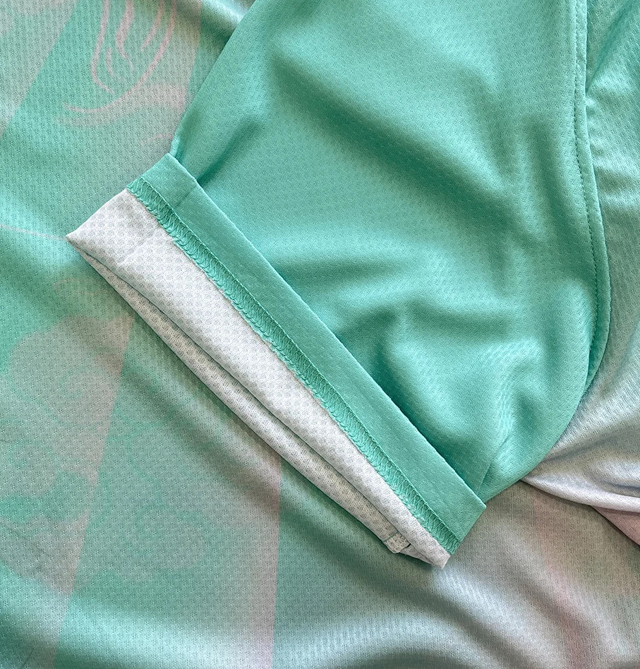 Wholesale Sublimated Football Uniform Kit Full Set Customize Sport Wear Quick Dry Soccer Jersey