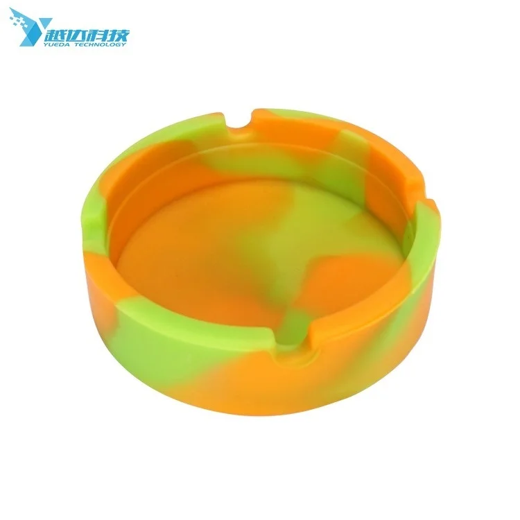 
Custom Logo Printed Advertising Round Silicone Pocket Cigarette Ashtray 
