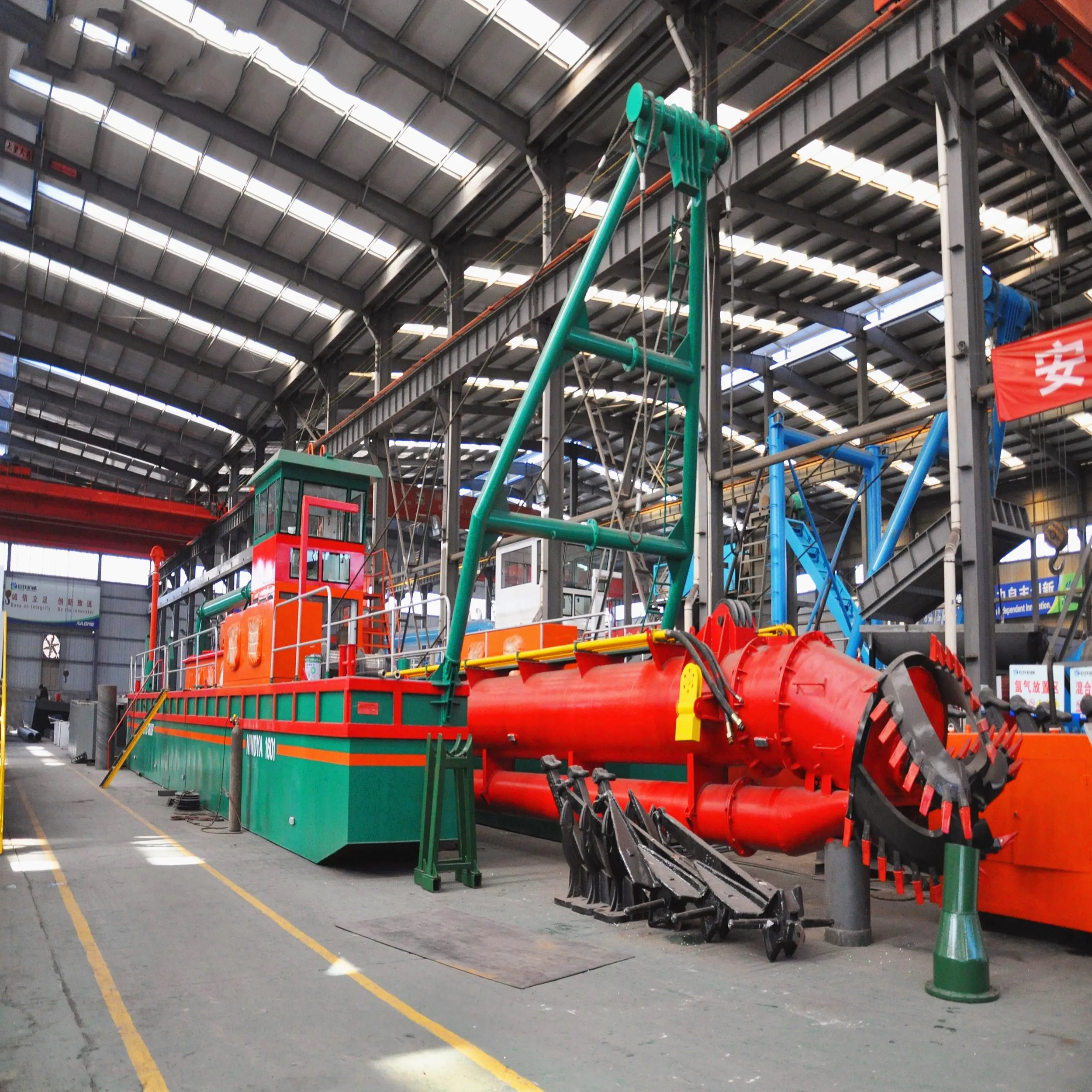 10/8 Inch Cutter Suction Dredger / Small Dredger