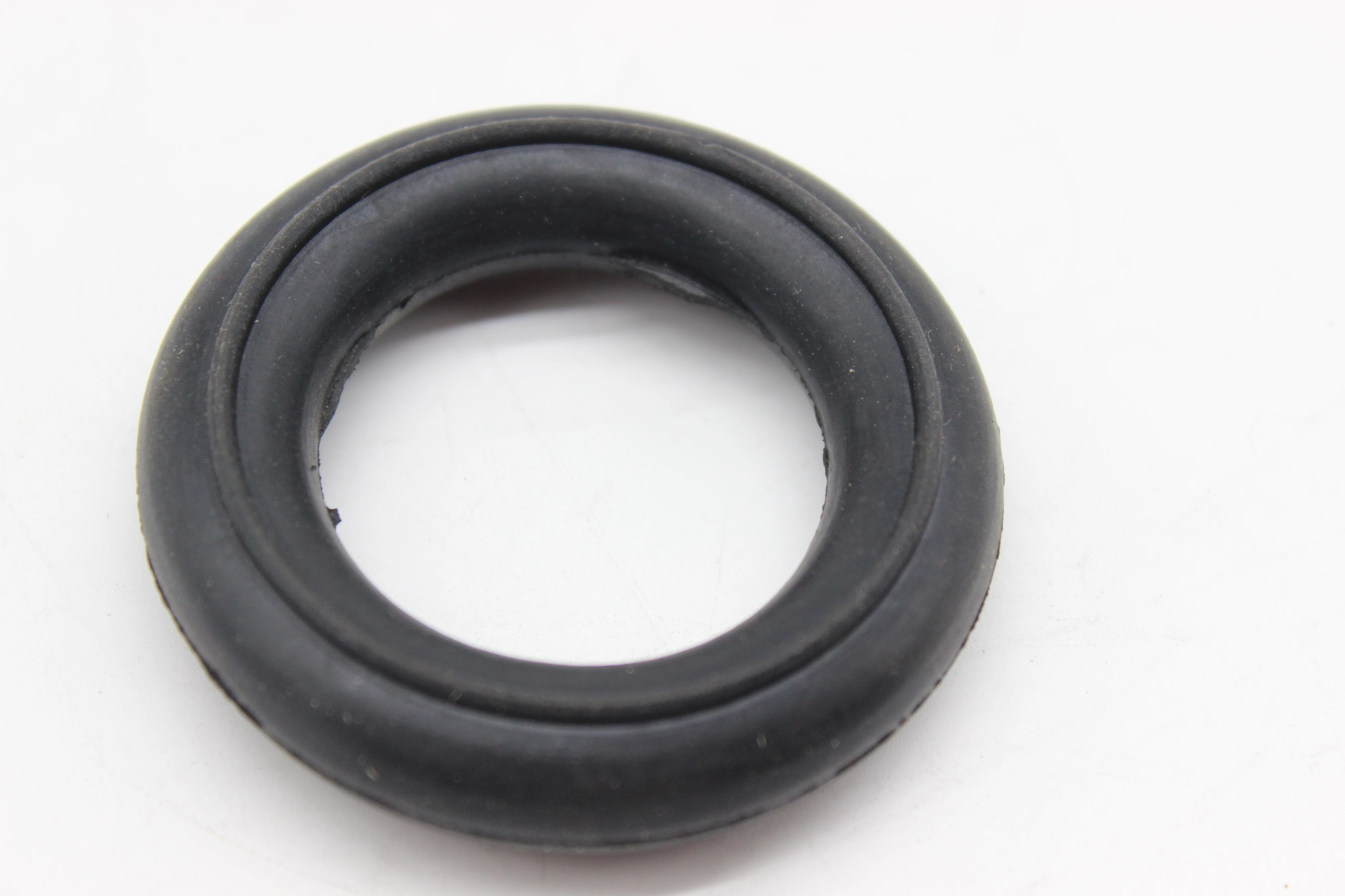 Exhaust Insulator Pipe Mount Brackets Hanger For GM Nissan Toyota 1971-1993 17205